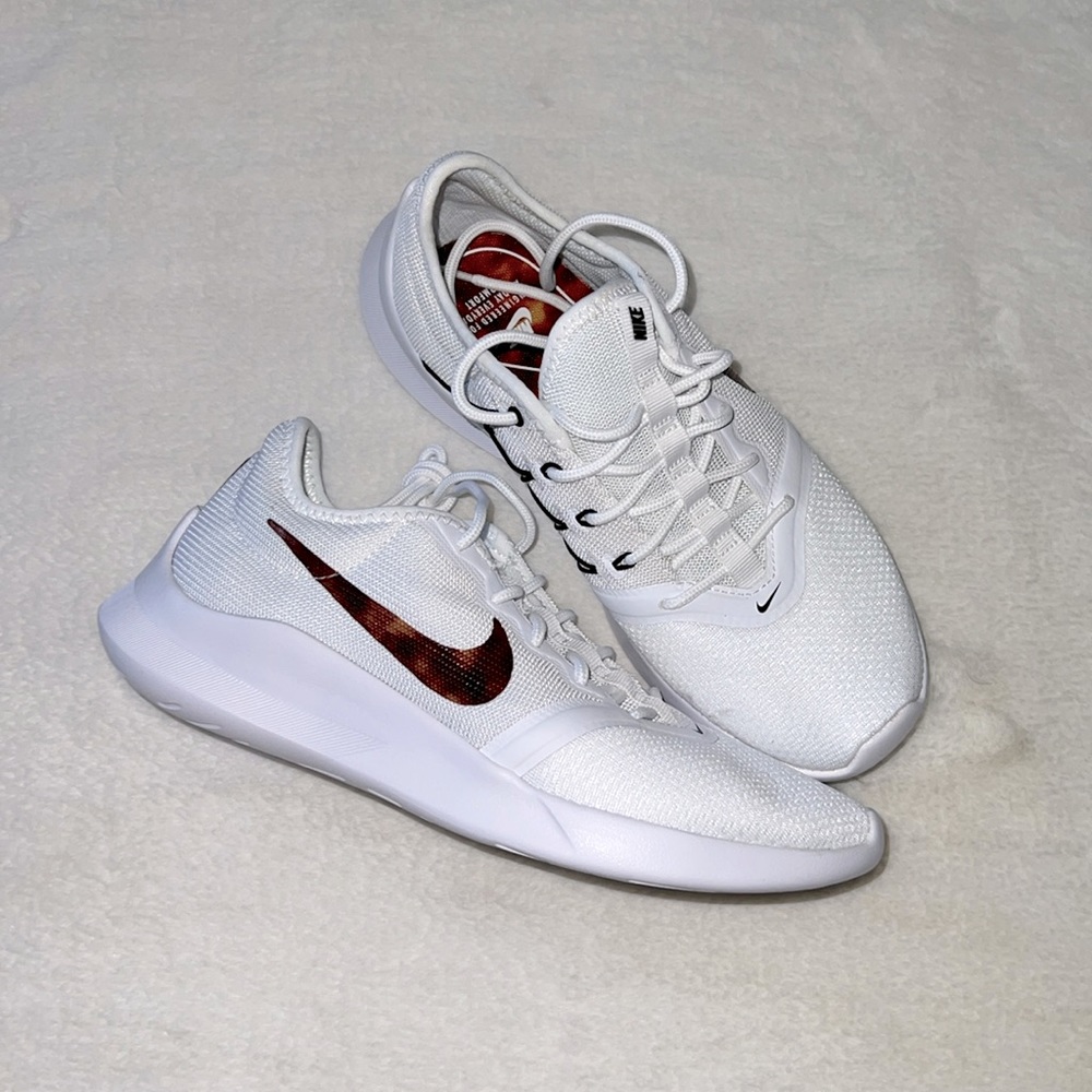 NEW White Tortoise Women’s Nike